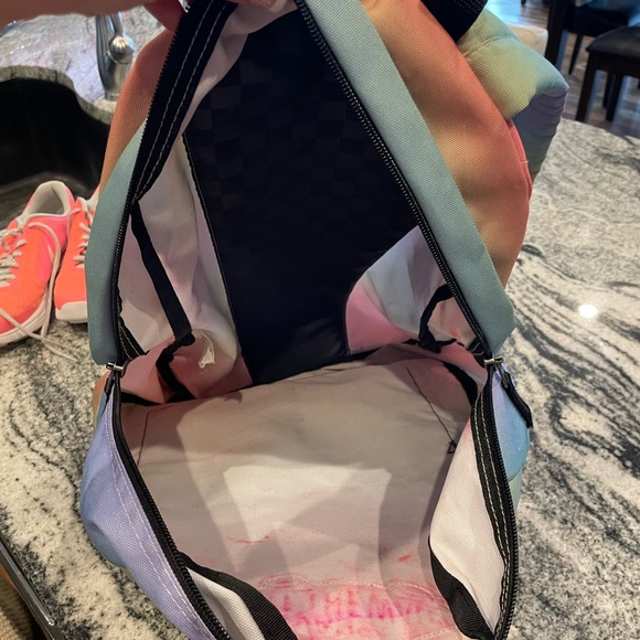 Vans Backpack - Picture 2 of 3